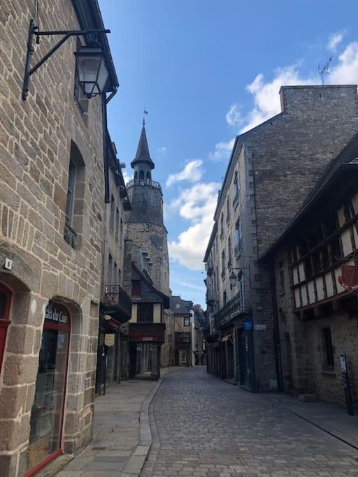 Appartement En Plein Coeur Historique De Dinan Exterior photo